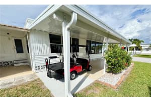 5217 PEBBLE BEACH AVENUE, SARASOTA, FL 34234 - MLS#MFRC7517125