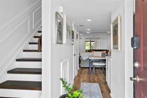 7223 CLOISTER DRIVE, SARASOTA, FL 34231 - MLS#MFRC7517166