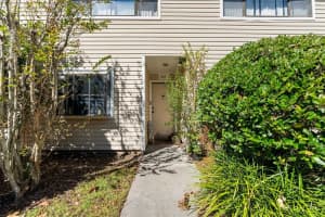 825 Sw 60th Ter #825, GAINESVILLE