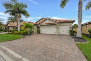 8720 WESTWOOD OAKS PLACE, FORT MYERS, FL 33908 - MLS#MFRC7517250
