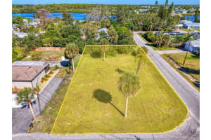 610 COQUINA COURT, NOKOMIS, FL 34275 - MLS#MFRC7517269