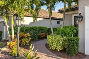 5449 LAMPIASI STREET, SARASOTA, FL 34238 - MLS#MFRC7517317