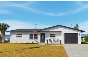 273 VENICE EAST BOULEVARD, VENICE, FL 34293 - MLS#MFRC7517337