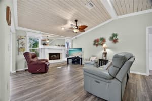 612 CHESTNUT LANE, ENGLEWOOD, FL 34223 - MLS#MFRC7517353