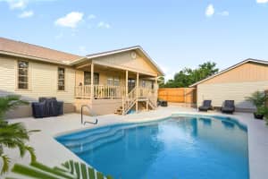 22349 COLUMBUS AVENUE, PORT CHARLOTTE, FL 33954 - MLS#MFRC7517360