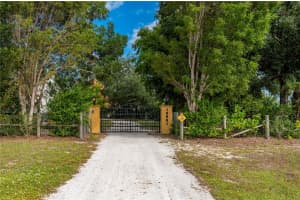 38881 WASHINGTON LOOP ROAD, PUNTA GORDA, FL 33982 - MLS#MFRC7517394