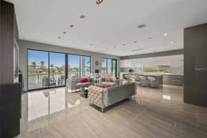 36 DOLPHIN DRIVE, TREASURE ISLAND, FL 33706 - MLS#MFRC7517469