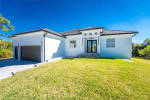 576 MCDILL DRIVE, PORT CHARLOTTE, FL 33953 - MLS#MFRC7517494