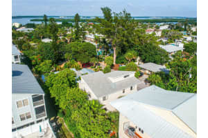 60 BEACHCOMBER LANE, ENGLEWOOD, FL 34223 - MLS#MFRC7517606