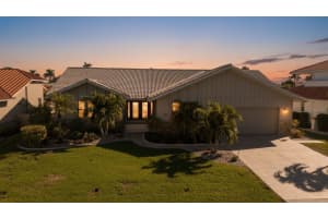 10 Tropicana Dr, PUNTA GORDA