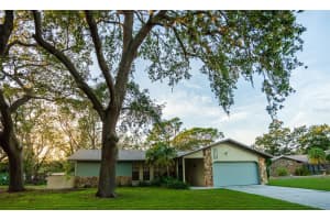 2719 FOREST KNOLL DRIVE, SARASOTA, FL 34232 - MLS#MFRC7517682