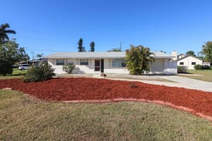 22191 NEW ROCHELLE AVENUE, PORT CHARLOTTE, FL 33952 - MLS#MFRC7517738