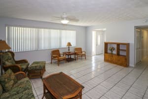 22191 NEW ROCHELLE AVENUE, PORT CHARLOTTE, FL 33952 - MLS#MFRC7517738