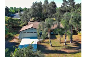 2767 Sally Ln, NORTH PORT 2767 Sally Ln, NORTH PORT