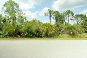 SAWYER CIR, NORTH PORT, FL 34288 - MLS#MFRC7518078