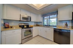 2005 BOLADO PARKWAY, CAPE CORAL, FL 33990 - MLS#MFRC7518223