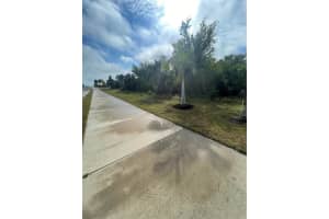 14563 INGRAHAM BOULEVARD, PORT CHARLOTTE, FL 33981 Sold 04/06/26