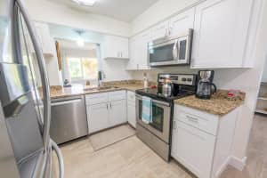 405 CHARLOTTE AVENUE, PUNTA GORDA, FL 33950 - MLS#MFRC7518620