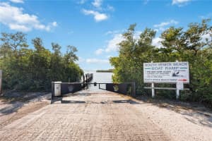 4909 LEMON BAY DRIVE, VENICE, FL 34293 - MLS#MFRC7518650