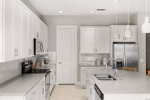 10661 ESSEX SQUARE BOULEVARD, FORT MYERS, FL 33913 - MLS#MFRC7518809