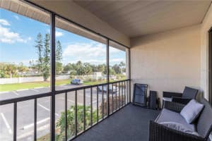 5412 SWIFT ROAD, SARASOTA, FL 34231 - MLS#MFRC7518832