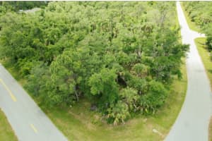 1401 EPPINGER DRIVE, PORT CHARLOTTE, FL 33953 - MLS#MFRC7518838