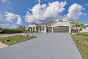 2833 GLEASON PARKWAY, CAPE CORAL, FL 33914 - MLS#MFRC7518857