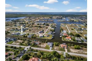 2817 41ST AVENUE, CAPE CORAL, FL 33993 - MLS#MFRC7519030