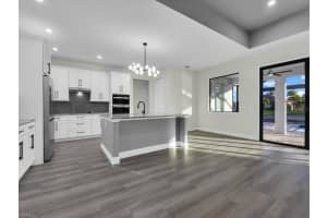 144 28TH STREET, CAPE CORAL, FL 33914 - MLS#MFRC7519170