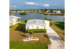 1341 Blue Heron Dr, ENGLEWOOD