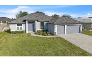 459 Ne 2nd Pl, CAPE CORAL