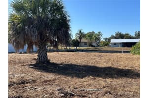 3285 SANTA BARBARA DR, PUNTA GORDA, FL 33983 - MLS#MFRC7519526