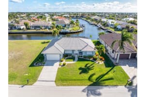 3616 Darin Dr, PUNTA GORDA