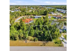10466 SUNBURY DRIVE, PORT CHARLOTTE, FL 33981 - MLS#MFRC7519730