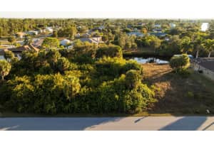 17192 SABRINA CIRCLE, PORT CHARLOTTE, FL 33948 - MLS#MFRC7519810