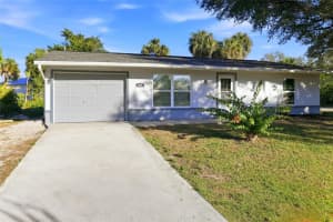 301 Lambert St, PORT CHARLOTTE