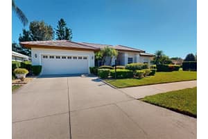 4469 Golden Lake Dr, SARASOTA