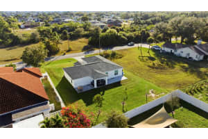 1910 27TH PLACE, CAPE CORAL, FL 33993 - MLS#MFRC7520060