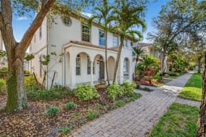 3518 Zanzibar Way, NAPLES