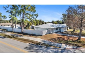 2506 LAKESHORE CIRCLE, PORT CHARLOTTE, FL 33952 - MLS#MFRC7520152