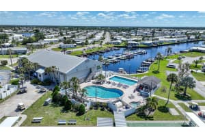 723 RIVERVIEW CIRCLE, NORTH PORT, FL 34287 - MLS#MFRC7520259