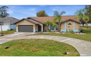 195 Uruguay Dr, PUNTA GORDA