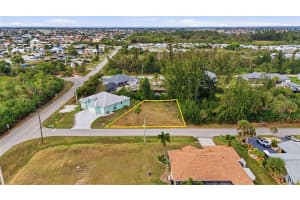 3925 MAGNOLIA WAY, PUNTA GORDA, FL 33950 - MLS#MFRC7520441