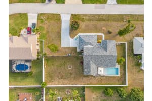 211 47TH STREET, CAPE CORAL, FL 33914 - MLS#MFRC7520598