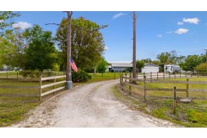 8150 DOSONTE LANE, NORTH FORT MYERS, FL 33917 - MLS#MFRC7520602