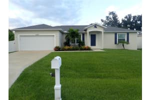 11200 CHALET AVENUE, ENGLEWOOD, FL 34224 - MLS#MFRC7520692