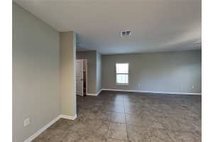 5125 WHITE CHICORY DRIVE, RUSKIN, FL 33570 - MLS#MFRC7520710