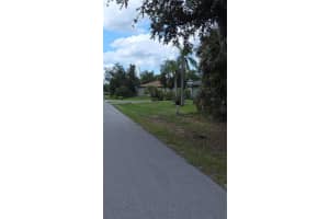 276 CAMDEN LANE, PORT CHARLOTTE, FL 33953 - MLS#MFRC7520853