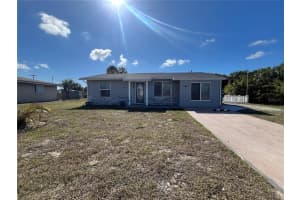 18113 COCHRAN BOULEVARD, PORT CHARLOTTE, FL 33948 - MLS#MFRC7520895