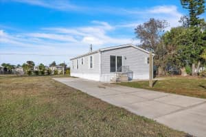 2610 Clyde Ave, PUNTA GORDA